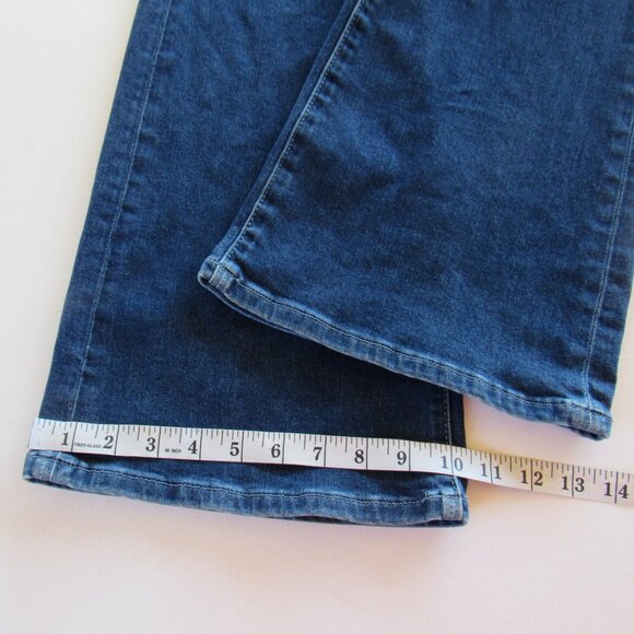 LOFT Made & Loved Women High Rise Relaxed Flare Jeans in Medium Wash Size 31/12 - Picture 13 of 13